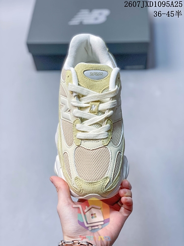 נעלי New Balance 9060R זמש לגברים ונשים 24