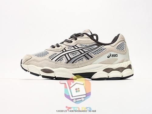 נעלי סניקרס ASICS בגוון קרם עם יחידת ג'ל חשופה בעקב 8