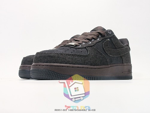 נעלי סניקרס Nike Air Force 1 שחורות עם סוליה חומה 6