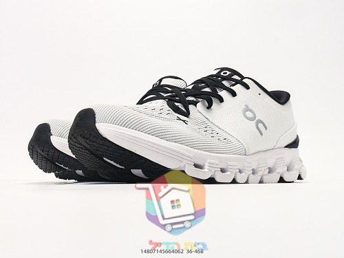 נעלי ריצה On Cloud X מבד סרוג עם סוליה מחוררת 20