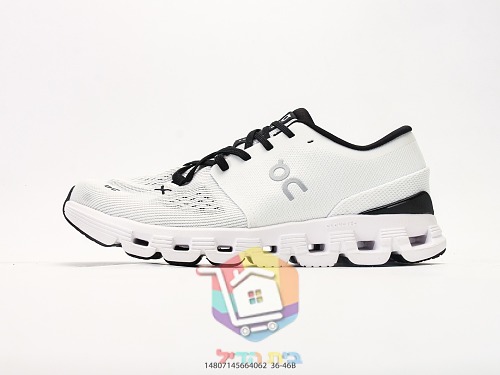 נעלי ריצה On Cloud X מבד סרוג עם סוליה מחוררת 24