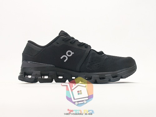 נעלי ריצה On Cloud X מבד סרוג עם סוליה מחוררת 39