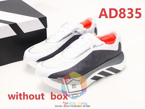 נעלי ריצה adidas שחורות מבד סרוג 10