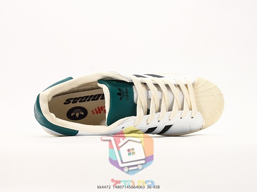 נעלי סניקרס adidas Samba ו-Superstar בהדפס Hello Kitty 6