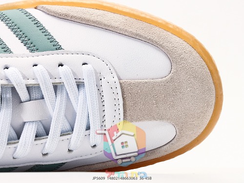 נעלי סניקרס adidas Samba ו-Superstar בהדפס Hello Kitty 17