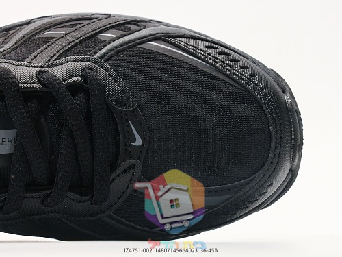נעלי ריצה NIKE P-9000 עם עליון רשת 3