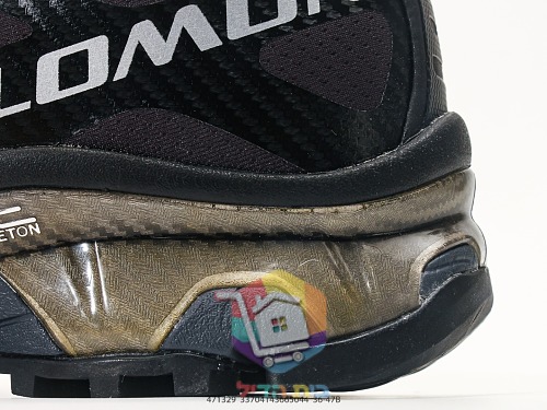 נעלי SALOMON בשני דגמים, MM6 Margiela קרם ו-XT שחור 6