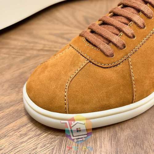 נעלי סניקרס Loro Piana מזמש 28