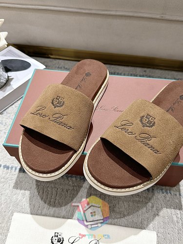 כפכפי פלטפורמה Loro Piana Summer Walk ברצועה רחבה 10