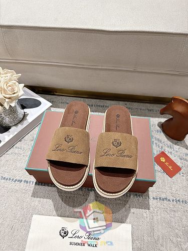 כפכפי פלטפורמה Loro Piana Summer Walk ברצועה רחבה 13
