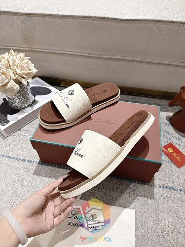 כפכפי פלטפורמה Loro Piana Summer Walk ברצועה רחבה 22