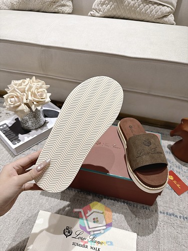 כפכפי פלטפורמה Loro Piana Summer Walk ברצועה רחבה 28