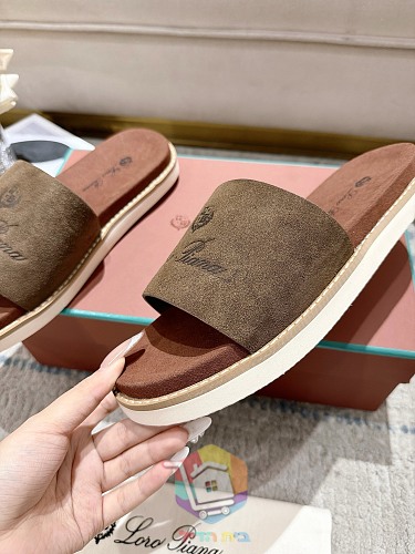 כפכפי פלטפורמה Loro Piana Summer Walk ברצועה רחבה 29