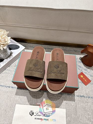 כפכפי פלטפורמה Loro Piana Summer Walk ברצועה רחבה 32