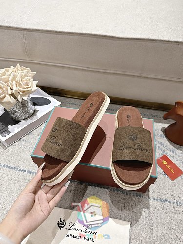 כפכפי פלטפורמה Loro Piana Summer Walk ברצועה רחבה 35