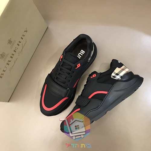 נעלי סניקרס BURBERRY בדוגמת משבצות 23