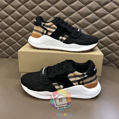נעלי סניקרס BURBERRY בדוגמת משבצות 53