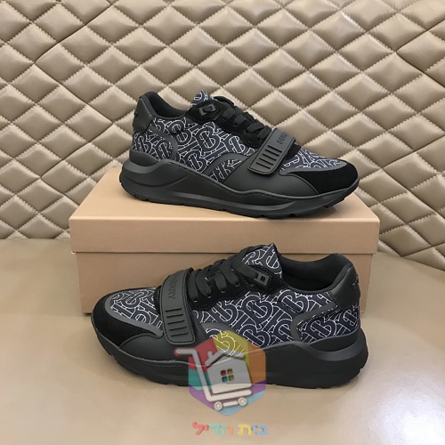 נעלי סניקרס BURBERRY בדוגמת משבצות 54