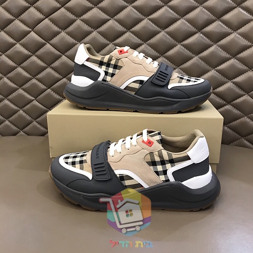 נעלי סניקרס BURBERRY בדוגמת משבצות 55