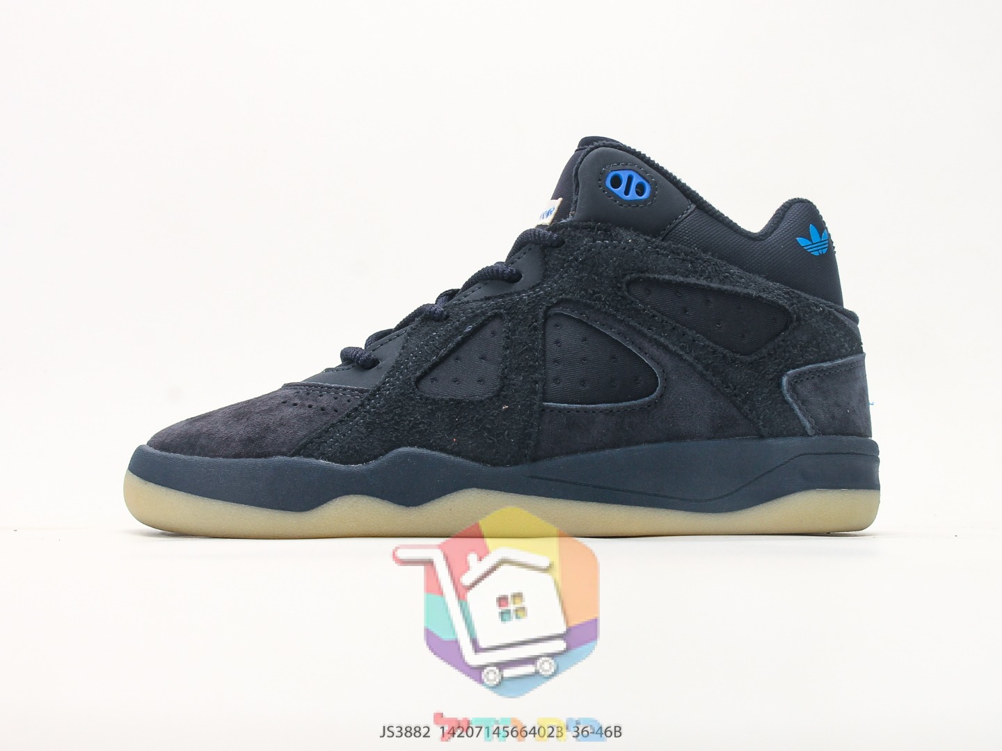 נעלי סניקרס adidas מזמש עם סוליית גומי