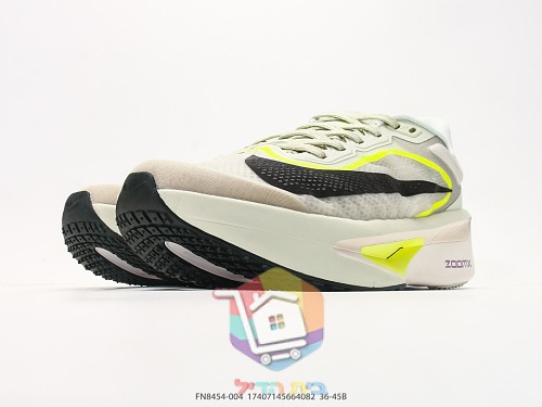 נעלי ריצה NIKE ZoomX לבן עם הדגשי ניאון צהוב 3
