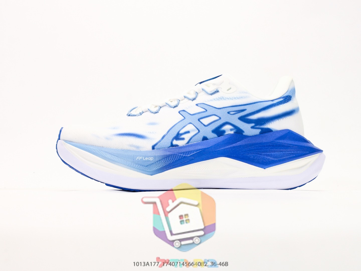 נעלי ריצה ASICS בהדפס כחול מרוסס