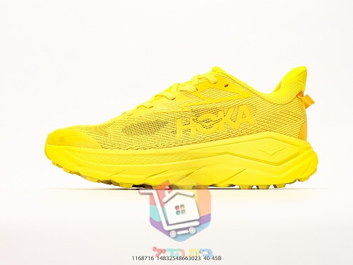 נעלי ריצה HOKA עם ריפוד עבה בסוליה 10