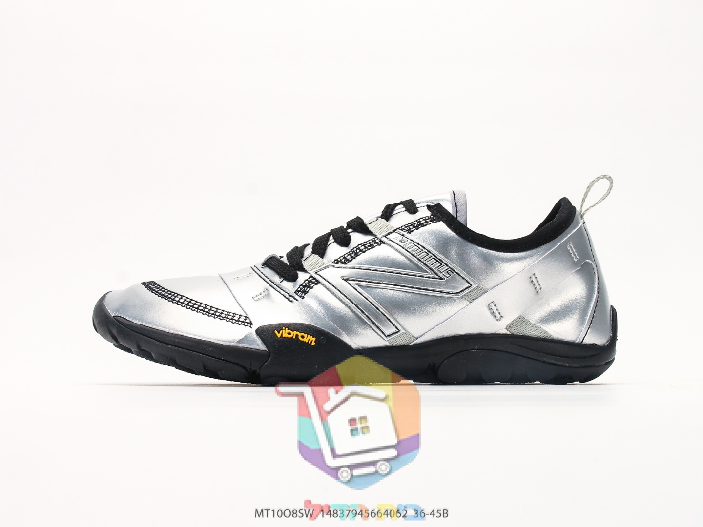 נעלי ריצה New Balance Minimus בצבע כסף מטאלי