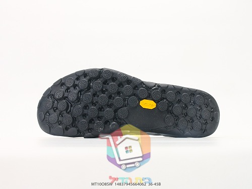 נעלי ריצה New Balance Minimus בצבע כסף מטאלי 6