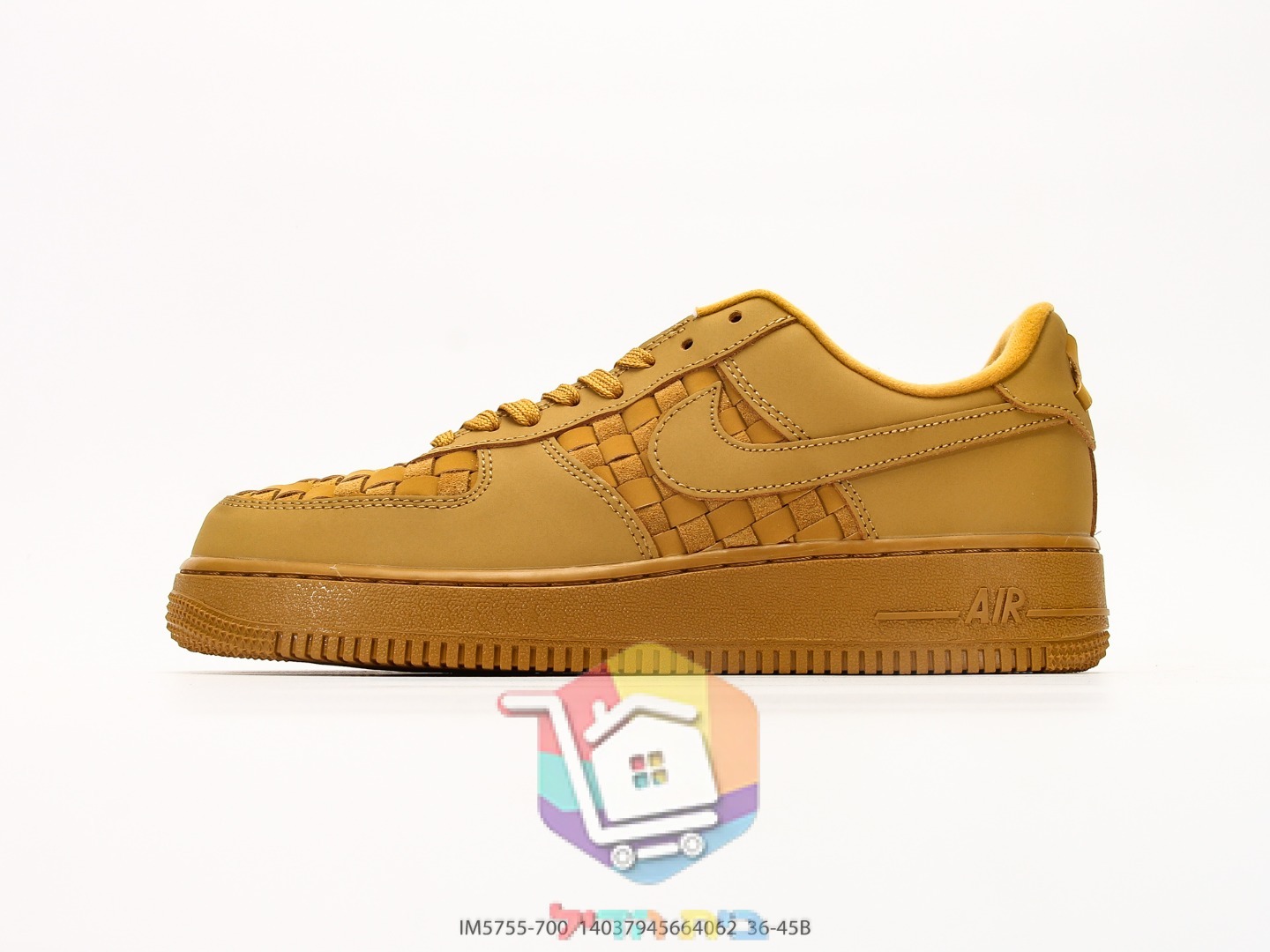 נעלי סניקרס Nike Air Force 1 עם דוגמה שזורה