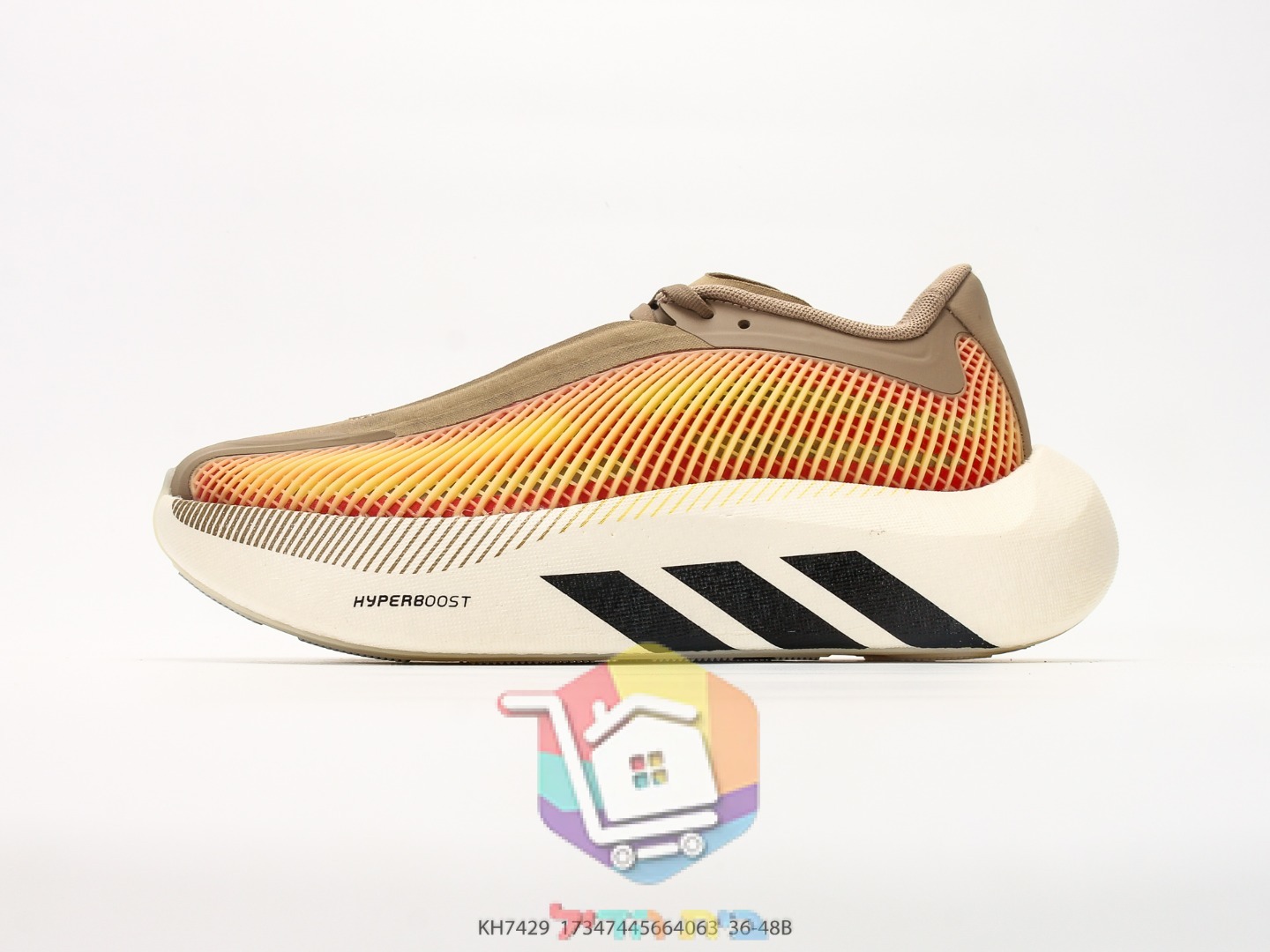 נעלי ריצה adidas מבד סרוג
