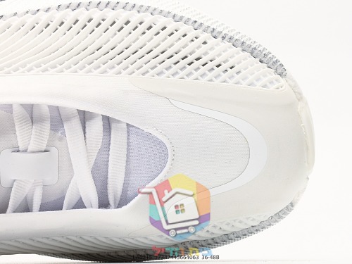 נעלי ריצה adidas מבד סרוג 23