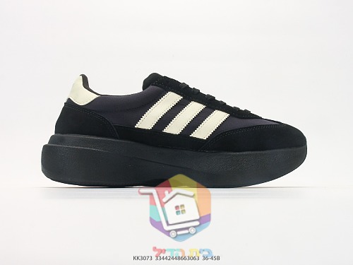 נעלי סניקרס adidas עם שלושה פסים 9