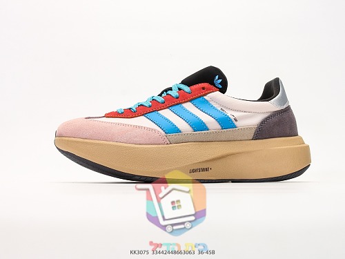 נעלי סניקרס adidas עם שלושה פסים 38