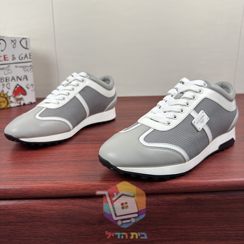 נעלי סניקרס Dolce & Gabbana עם לוחית מתכת בצד 26