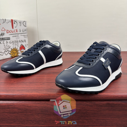 נעלי סניקרס Dolce & Gabbana עם לוחית מתכת בצד 28