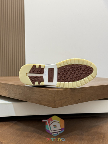 נעלי Loro Piana Flexy Walk מעור וזמש 17