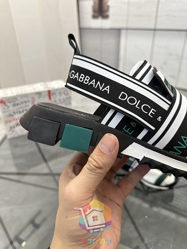 כפכפי Dolce & Gabbana סגורים מלפנים עם רצועת עקב 12