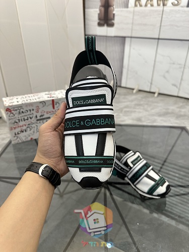 כפכפי Dolce & Gabbana סגורים מלפנים עם רצועת עקב 15