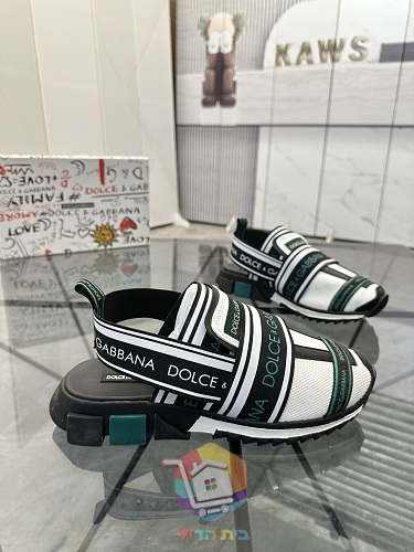 כפכפי Dolce & Gabbana סגורים מלפנים עם רצועת עקב 17