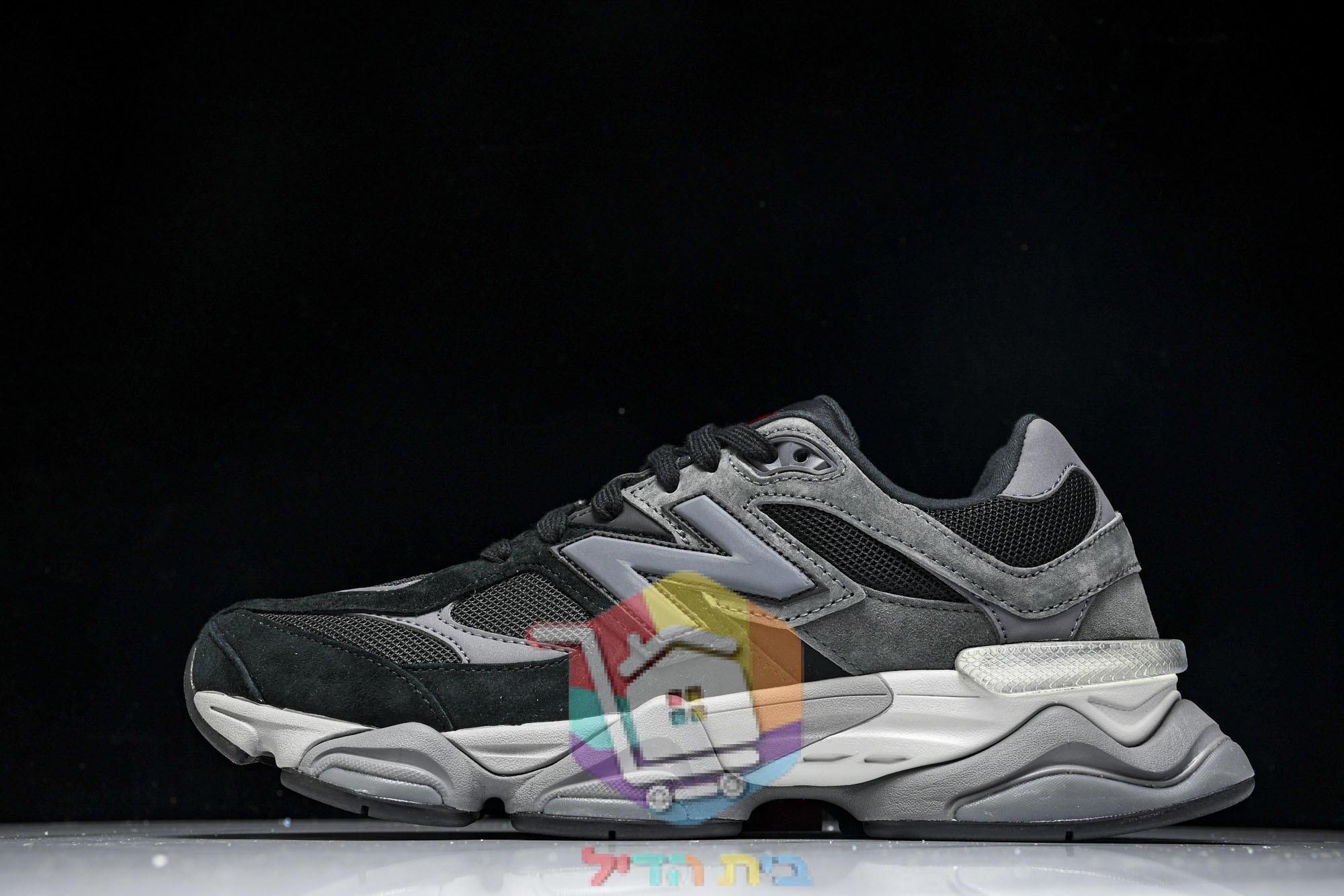 נעלי New Balance 9060 שחור, אפור
