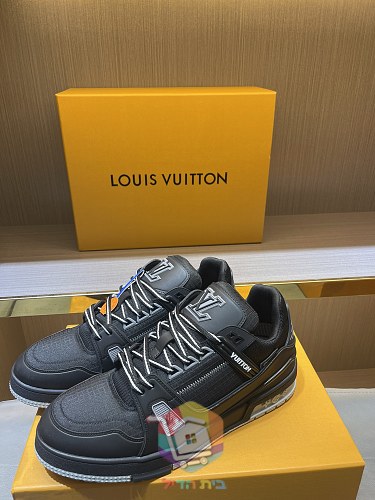 נעלי LV Trainer של Louis Vuitton שחור וקרם 14