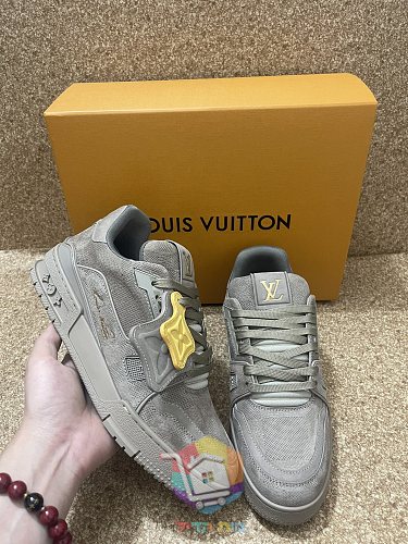 נעלי LV Trainer של Louis Vuitton 15