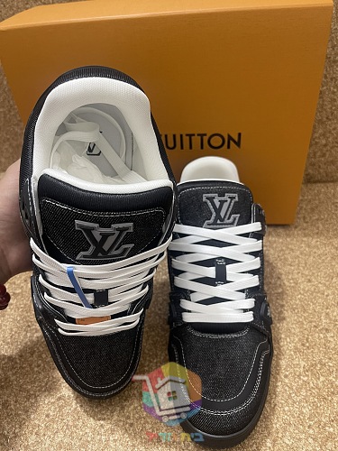 נעלי LV Trainer של Louis Vuitton 19