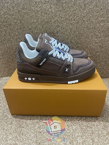 נעלי LV Trainer של Louis Vuitton 32