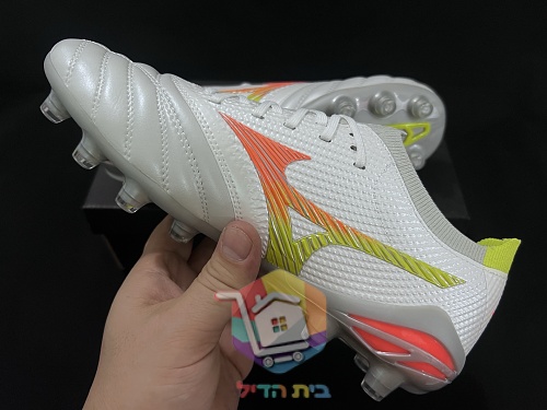 נעלי כדורגל Mizuno Morelia Neo לבן, שחור 3