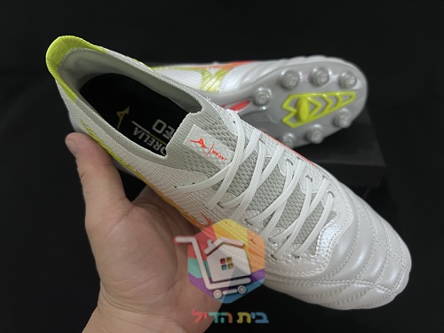 נעלי כדורגל Mizuno Morelia Neo לבן, שחור 4