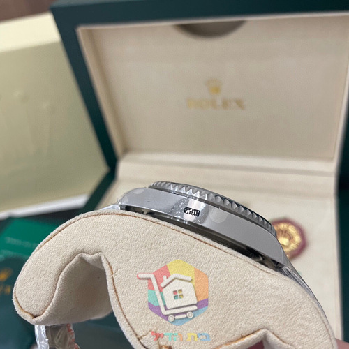 שעון Rolex Submariner בחוגה שחורה, 40 מ"מ 3