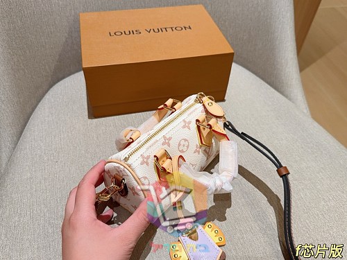 תיק חבית מיני Louis Vuitton 3
