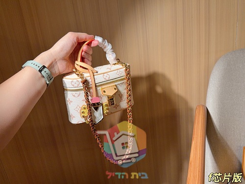 תיק סאדל מיני Louis Vuitton במונוגרם קלאסי 7